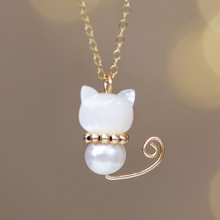 Collier Chat