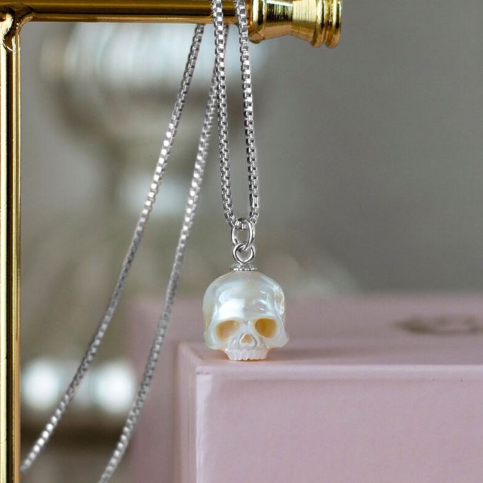 Collier Crâne Sculpté